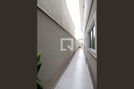 Casa à venda com 250m², 3 quartos e 3 vagasCorredor Externo