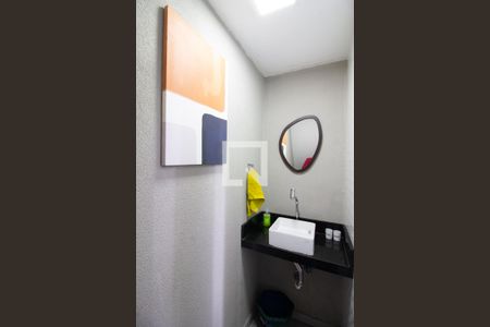 Casa à venda com 250m², 3 quartos e 3 vagasBanheiro de serviço