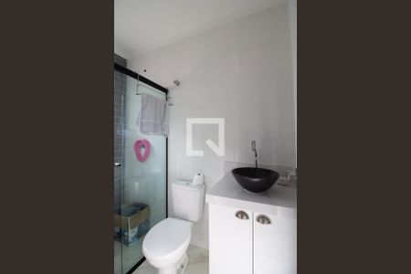 Casa à venda com 250m², 3 quartos e 3 vagasBanheiro da Suíte 2