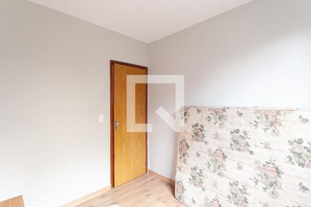 Quarto 1Quarto 1 de apartamento para alugar com 2 quartos, 56m² em Floramar, Belo Horizonte