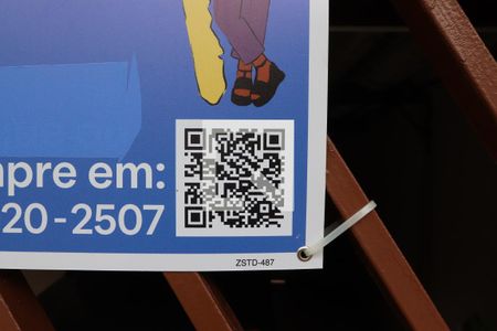 Casa à venda com 330m², 4 quartos e 6 vagasQR code