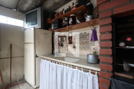 Casa à venda com 330m², 4 quartos e 6 vagasGaragem - Churrasqueira