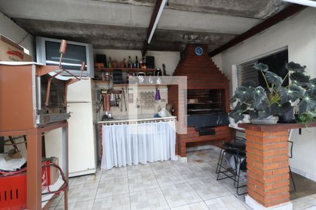 Casa à venda com 330m², 4 quartos e 6 vagasGaragem - Churrasqueira