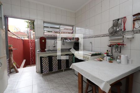 Casa à venda com 330m², 4 quartos e 6 vagasCozinha Casa 2