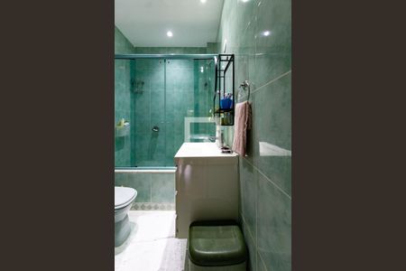 Apartamento à venda com 132m², 3 quartos e 1 vaga Apartamento à venda com 132m², 3 quartos e 1 vagaBanheiro social 1