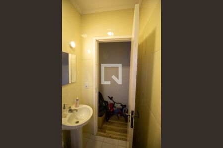 Casa de condomínio à venda com 61m², 2 quartos e 1 vaga Casa de condomínio à venda com 61m², 2 quartos e 1 vagaBanheiro 3