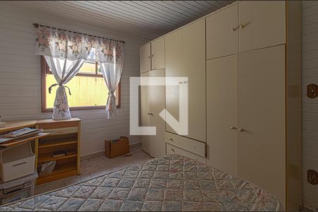 Casa à venda com 225m², 4 quartos e 6 vagas Casa à venda com 225m², 4 quartos e 6 vagasQuarto 2 Quarto Edícula