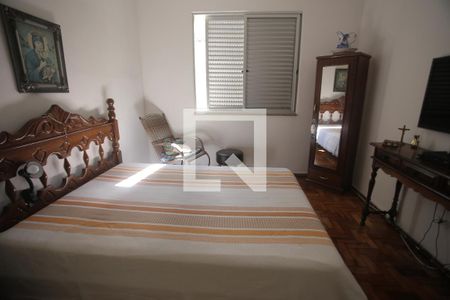 Casa à venda com 240m², 4 quartos e 1 vagaquarto 2