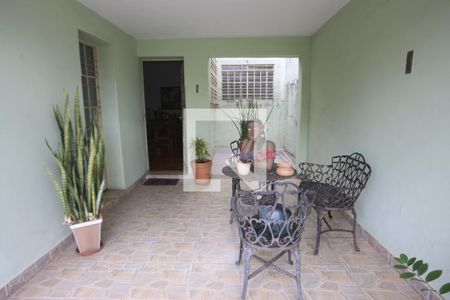 Casa à venda com 240m², 4 quartos e 1 vagaquintal