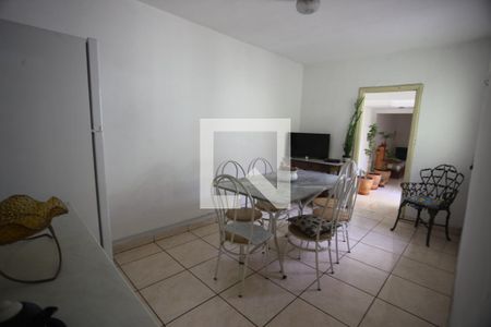 Casa à venda com 240m², 4 quartos e 1 vagaCozinha