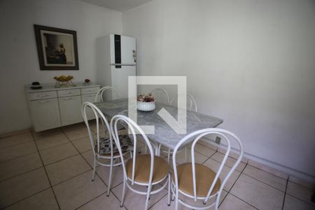 Casa à venda com 240m², 4 quartos e 1 vagaCozinha