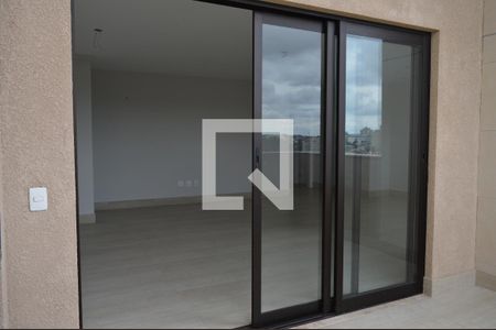 Varanda da Sala de apartamento para alugar com 5 quartos, 177m² em Fonte Grande, Contagem