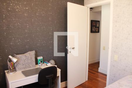 Apartamento à venda com 102m², 4 quartos e 2 vagasQuarto 4