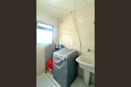 Apartamento à venda com 94m², 3 quartos e 1 vagaÁrea de Serviço