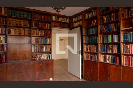 Apartamento para alugar com 226m², 3 quartos e 1 vaga Apartamento para alugar com 226m², 3 quartos e 1 vagaQuarto 4