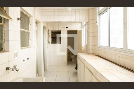 Apartamento para alugar com 226m², 3 quartos e 1 vaga Apartamento para alugar com 226m², 3 quartos e 1 vagaÁrea de Serviço