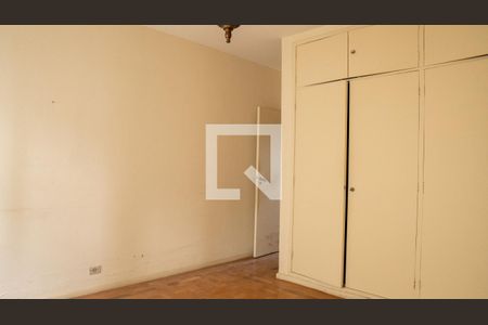 Apartamento para alugar com 226m², 3 quartos e 1 vaga Apartamento para alugar com 226m², 3 quartos e 1 vagaQuarto 2