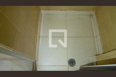 Apartamento para alugar com 226m², 3 quartos e 1 vaga Apartamento para alugar com 226m², 3 quartos e 1 vagaBanheiro 2