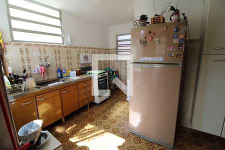 Casa à venda com 173m², 2 quartos e 2 vagasCozinha