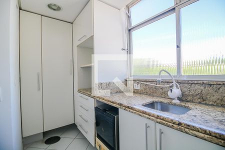 Apartamento à venda com 130m², 2 quartos e 1 vaga Apartamento à venda com 130m², 2 quartos e 1 vagaCozinha