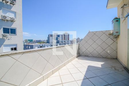 Apartamento à venda com 130m², 2 quartos e 1 vaga Apartamento à venda com 130m², 2 quartos e 1 vagaCobertura
