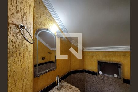 Casa à venda com 250m², 3 quartos e 4 vagasLavabo social