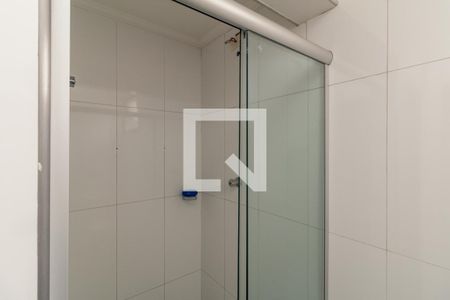 Apartamento à venda com 63m², 2 quartos e 1 vaga Apartamento à venda com 63m², 2 quartos e 1 vagaBanheiro