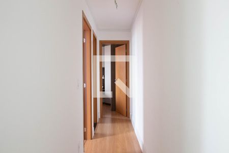 Corredor de apartamento para alugar com 2 quartos, 43m² em Vila Nossa Senhora das Vitorias, Mauá