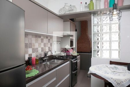 Apartamento à venda com 72m², 2 quartos e 2 vagasCozinha