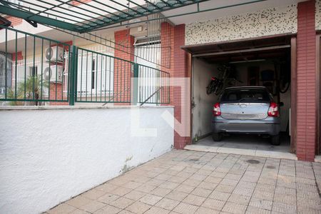 Apartamento à venda com 72m², 2 quartos e 2 vagasBox Estacionamento (02 vagas)