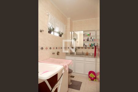 Apartamento à venda com 72m², 2 quartos e 2 vagasBanheiro