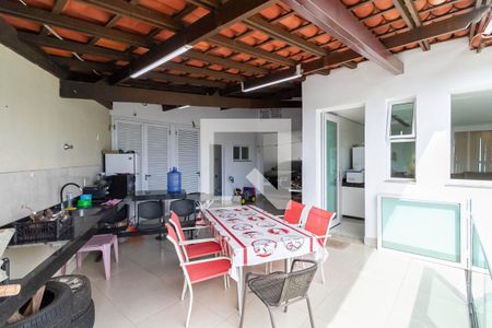 Casa à venda com 480m², 3 quartos e 6 vagasÁrea gourmet