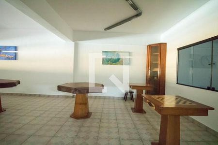 Apartamento à venda com 370m², 4 quartos e 8 vagas Apartamento à venda com 370m², 4 quartos e 8 vagasSala de Jogos