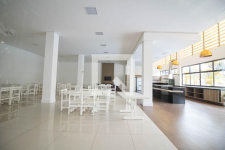 Apartamento à venda com 370m², 4 quartos e 8 vagas Apartamento à venda com 370m², 4 quartos e 8 vagasÁrea comum - Salão de festas