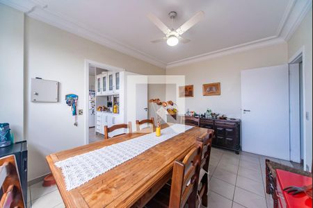 Apartamento à venda com 370m², 4 quartos e 8 vagas Apartamento à venda com 370m², 4 quartos e 8 vagasCopa