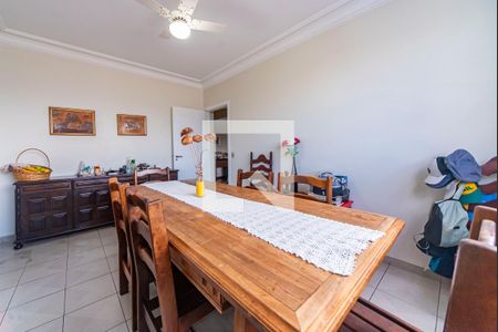 Apartamento à venda com 370m², 4 quartos e 8 vagas Apartamento à venda com 370m², 4 quartos e 8 vagasCopa