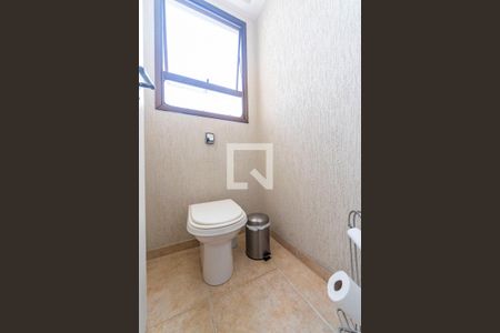 Apartamento à venda com 370m², 4 quartos e 8 vagas Apartamento à venda com 370m², 4 quartos e 8 vagasLavabo