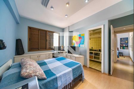 Apartamento à venda com 370m², 4 quartos e 8 vagas Apartamento à venda com 370m², 4 quartos e 8 vagasQuarto 3