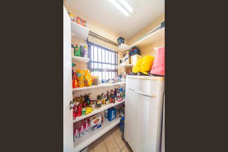 Apartamento à venda com 370m², 4 quartos e 8 vagas Apartamento à venda com 370m², 4 quartos e 8 vagasDespensa