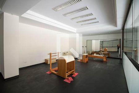 Apartamento à venda com 370m², 4 quartos e 8 vagas Apartamento à venda com 370m², 4 quartos e 8 vagasÁrea comum - Academia