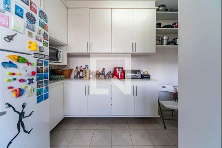 Apartamento à venda com 370m², 4 quartos e 8 vagas Apartamento à venda com 370m², 4 quartos e 8 vagasCozinha