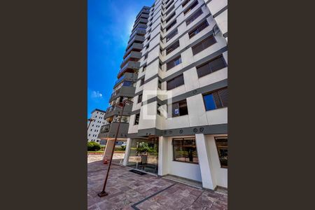 Apartamento à venda com 370m², 4 quartos e 8 vagas Apartamento à venda com 370m², 4 quartos e 8 vagasPlaca Instalada no imóvel