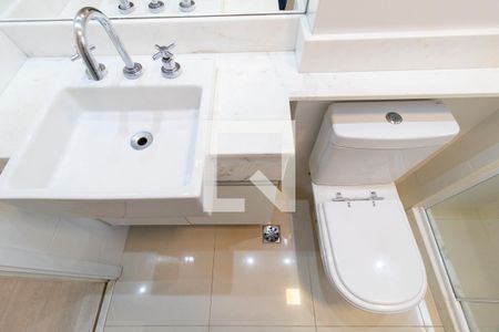 Apartamento para alugar com 76m², 2 quartos e 1 vagaDetalhe do banheiro