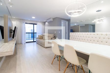 Sala de apartamento para alugar com 2 quartos, 76m² em Centro, Curitiba
