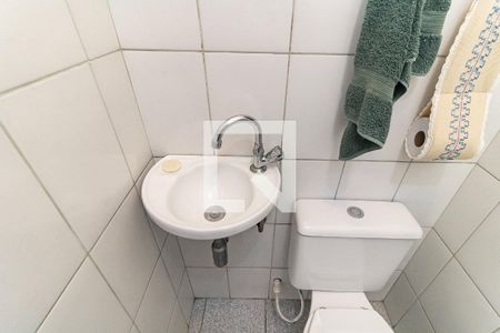 Casa à venda com 105m², 2 quartos e 2 vagas Casa à venda com 105m², 2 quartos e 2 vagasBanheiro Externo