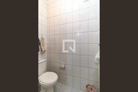 Casa à venda com 105m², 2 quartos e 2 vagas Casa à venda com 105m², 2 quartos e 2 vagasBanheiro Externo