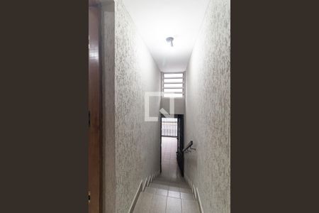 Casa à venda com 105m², 2 quartos e 2 vagas Casa à venda com 105m², 2 quartos e 2 vagasEntrada