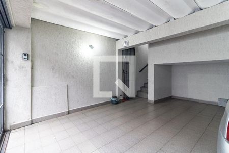 Casa à venda com 105m², 2 quartos e 2 vagas Casa à venda com 105m², 2 quartos e 2 vagasGaragem