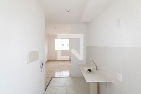 Apartamento para alugar com 42m², 2 quartos e 1 vaga Apartamento para alugar com 42m², 2 quartos e 1 vagaCozinha e Área de Serviço
