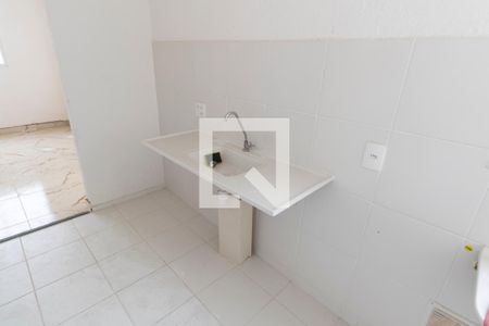 Apartamento para alugar com 42m², 2 quartos e 1 vaga Apartamento para alugar com 42m², 2 quartos e 1 vagaCozinha e Área de Serviço